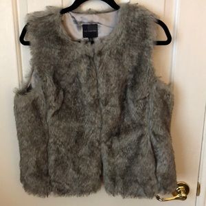 The Limited gray/black faux fur vest